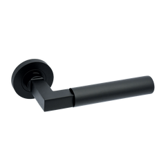 Verona Privacy Matt Black