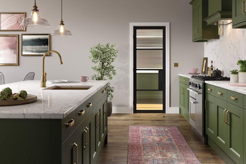 Black Chelsea Glazed 4L Reeded