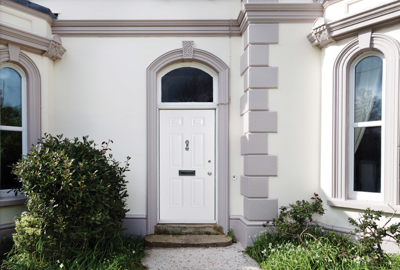 Colonial 6P Pre-Finished White